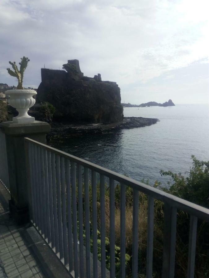 Blue Sea Apartment Aci Castello Exterior photo